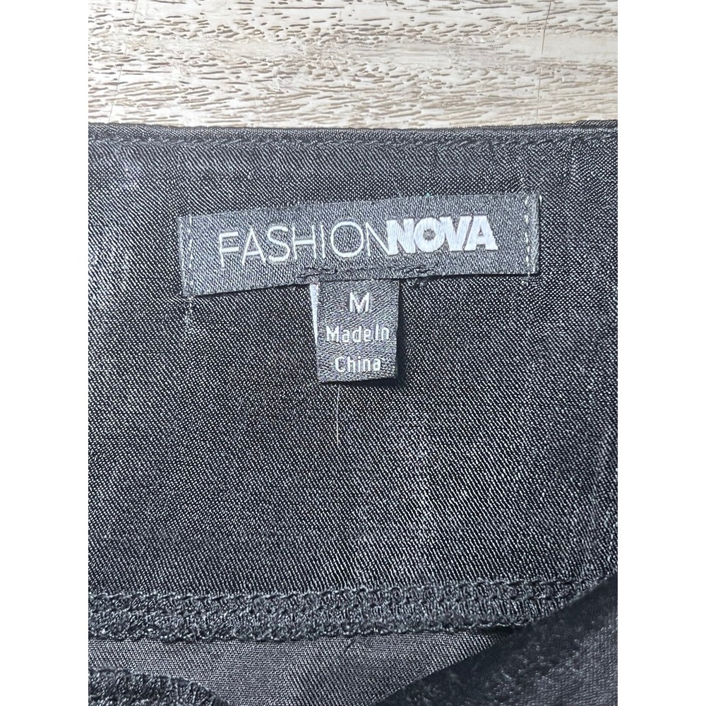 Fashion Nova 100% polyester women's‎ medium skirt - Picture 3 of 4
